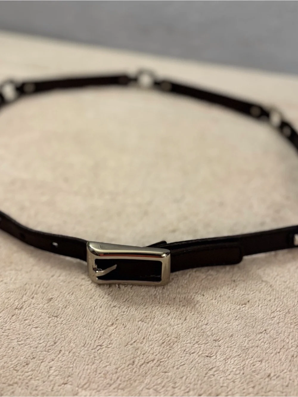 Classic  Vintage Black Leather Women’s Belt with Silver Buckle and Squares SZ 37